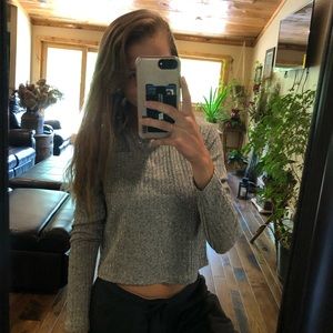 crop long sleeve sweater